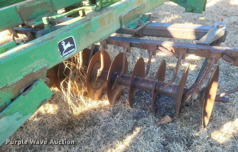 image for item DO4749 John Deere 235  double off-set disk