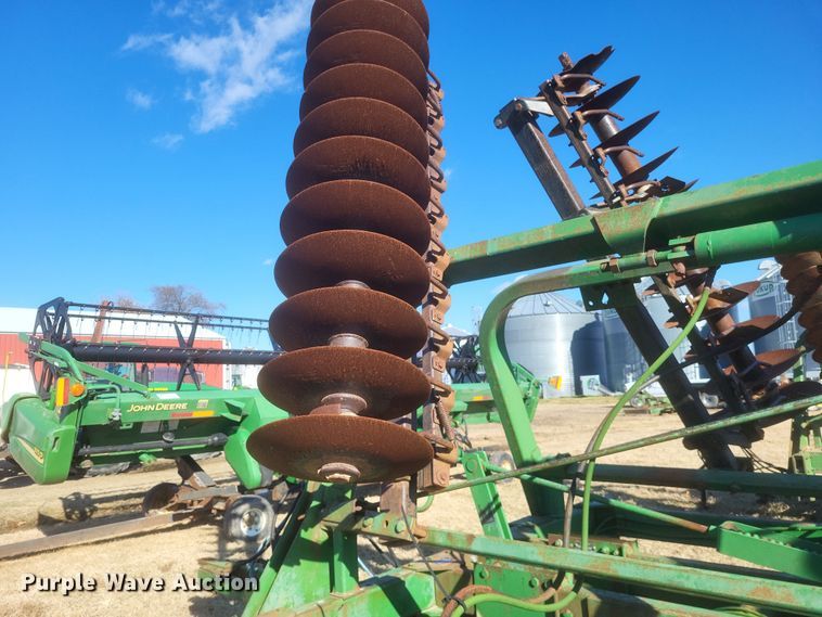 image for item DO4749 John Deere 235  double off-set disk