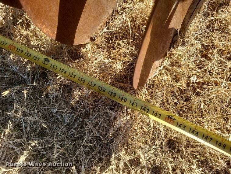 image for item DO4749 John Deere 235  double off-set disk