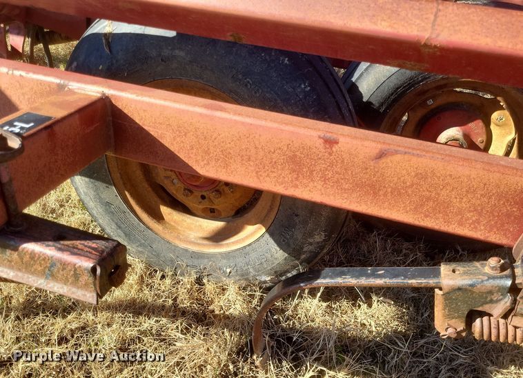 image for item DO4751 Case IH 4600  field cultivator