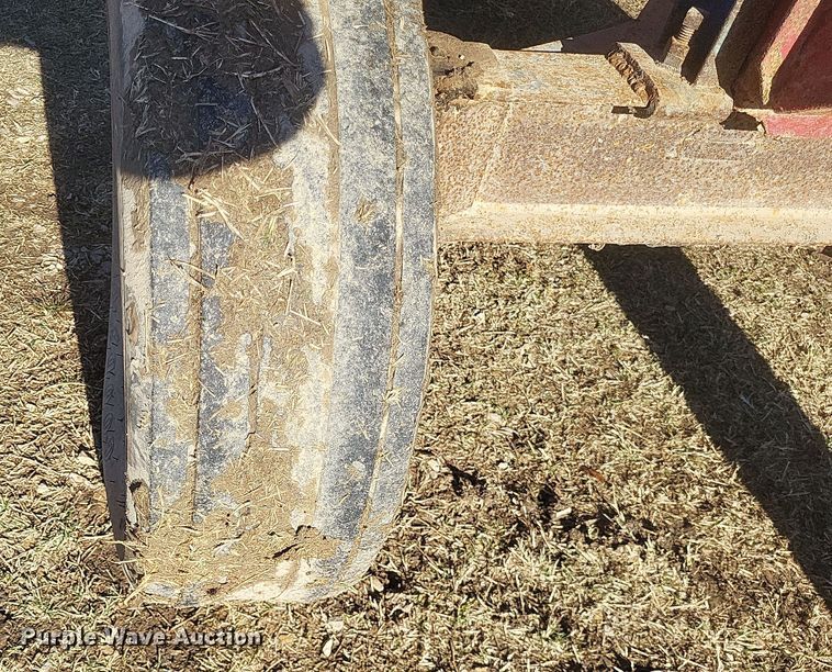 image for item DO4753 Grain cart