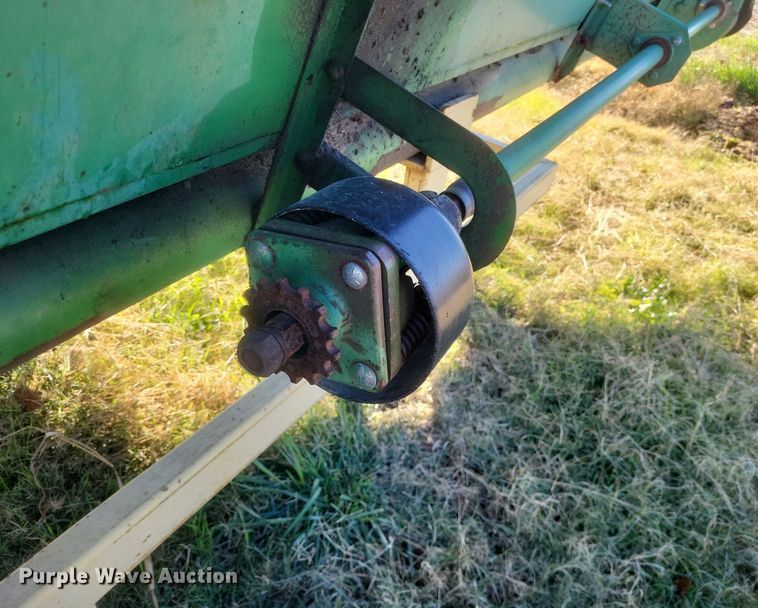 image for item DO4754 John Deere 925  flex head