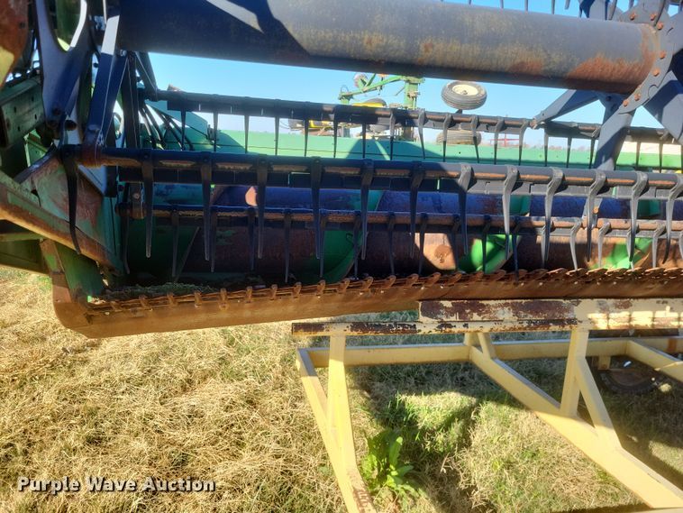 image for item DO4754 John Deere 925  flex head