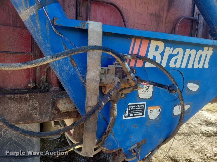 image for item DO4755 1982 International grain truck