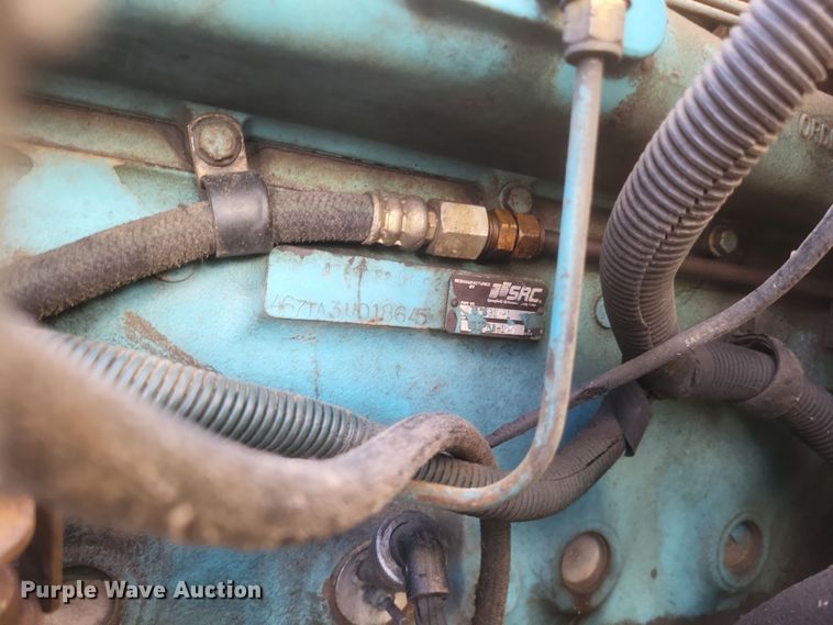 image for item DO4755 1982 International grain truck