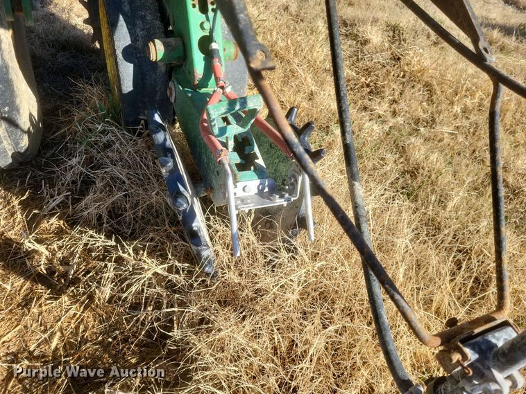 image for item DO4756 John Deere 7300  planter