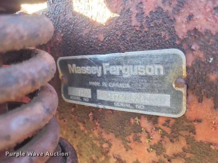 image for item DO4757 Massey Ferguson 127  chisel
