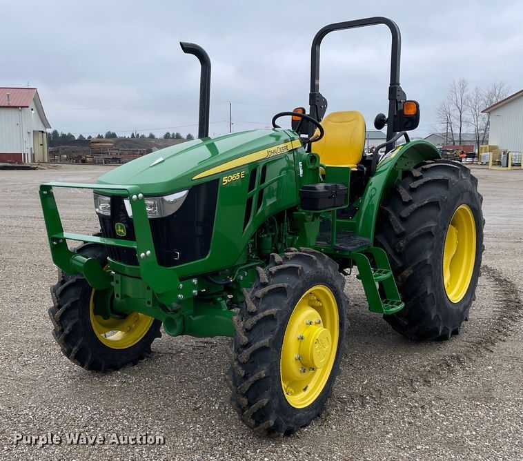 image for item DP0266 2021 John Deere 5065E  MFWD tractor