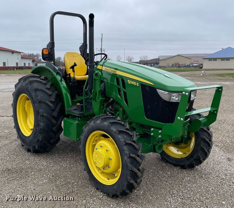 image for item DP0266 2021 John Deere 5065E  MFWD tractor