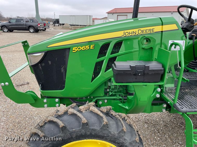image for item DP0266 2021 John Deere 5065E  MFWD tractor