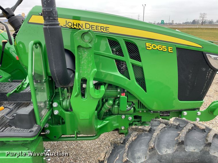 image for item DP0266 2021 John Deere 5065E  MFWD tractor