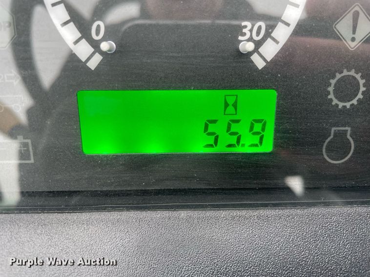 image for item DP0266 2021 John Deere 5065E  MFWD tractor