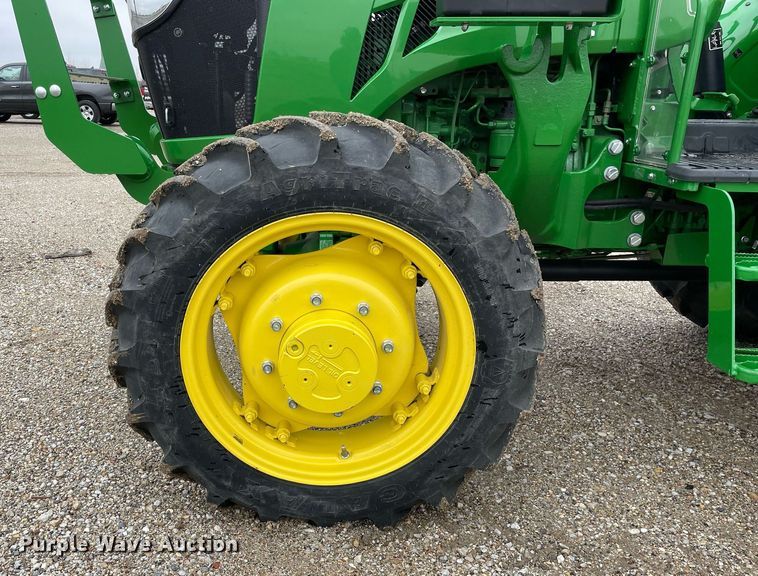 image for item DP0266 2021 John Deere 5065E  MFWD tractor