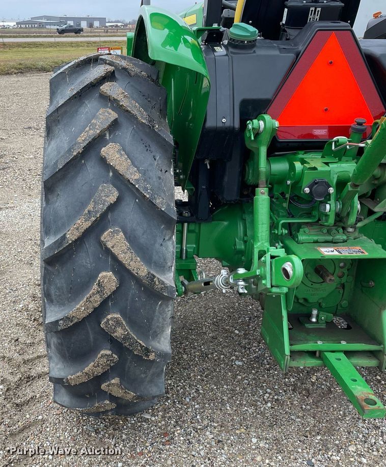 image for item DP0266 2021 John Deere 5065E  MFWD tractor