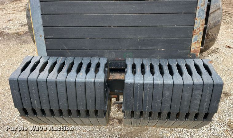 image for item DP2157 1997 Caterpillar Challenger 75D  tractor