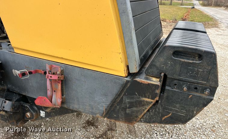 image for item DP2157 1997 Caterpillar Challenger 75D  tractor