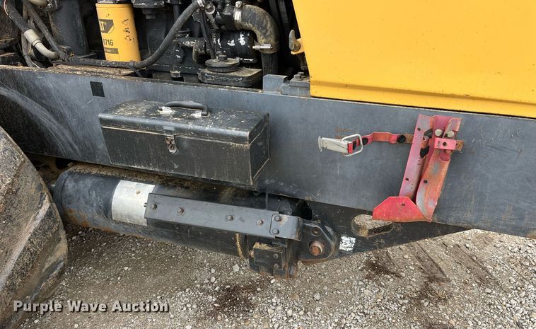 image for item DP2157 1997 Caterpillar Challenger 75D  tractor