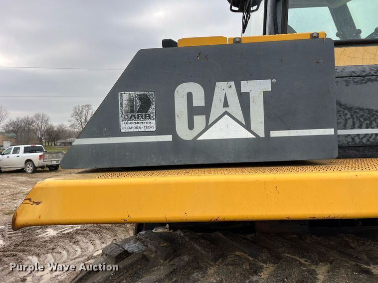 image for item DP2157 1997 Caterpillar Challenger 75D  tractor