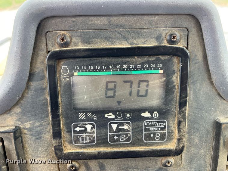 image for item DP2157 1997 Caterpillar Challenger 75D  tractor