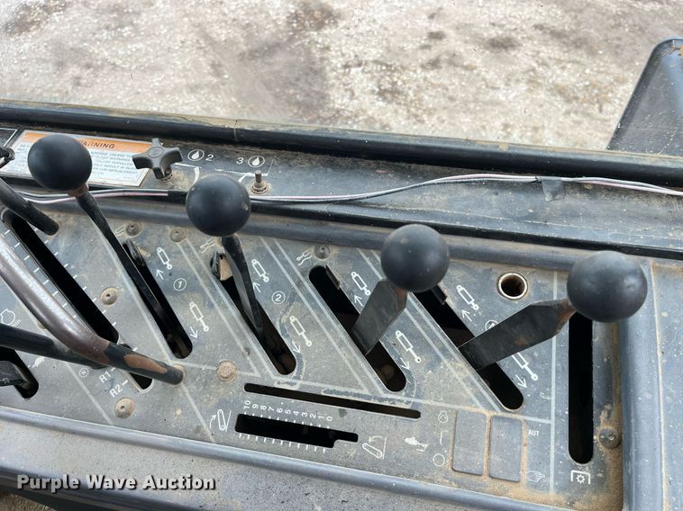 image for item DP2157 1997 Caterpillar Challenger 75D  tractor