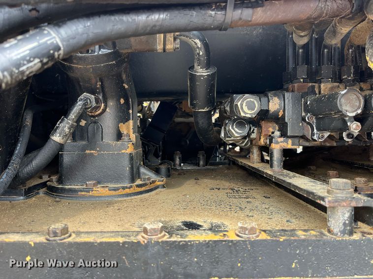 image for item DP2157 1997 Caterpillar Challenger 75D  tractor