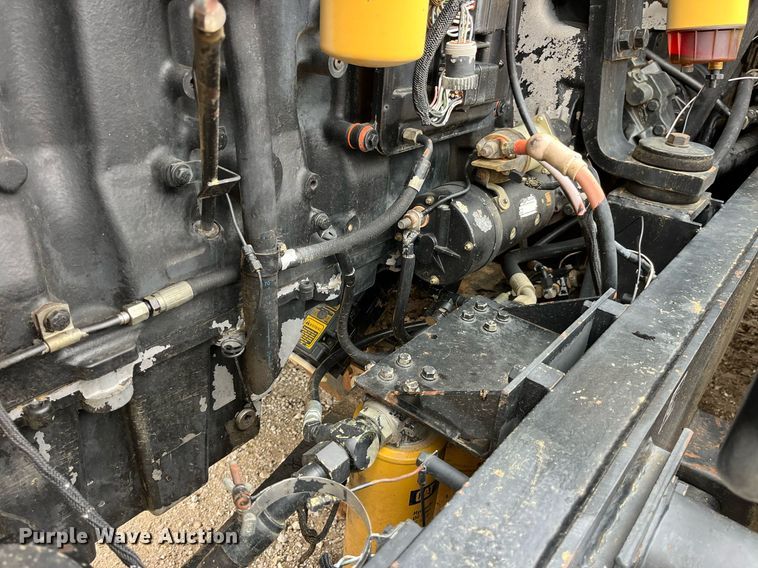 image for item DP2157 1997 Caterpillar Challenger 75D  tractor