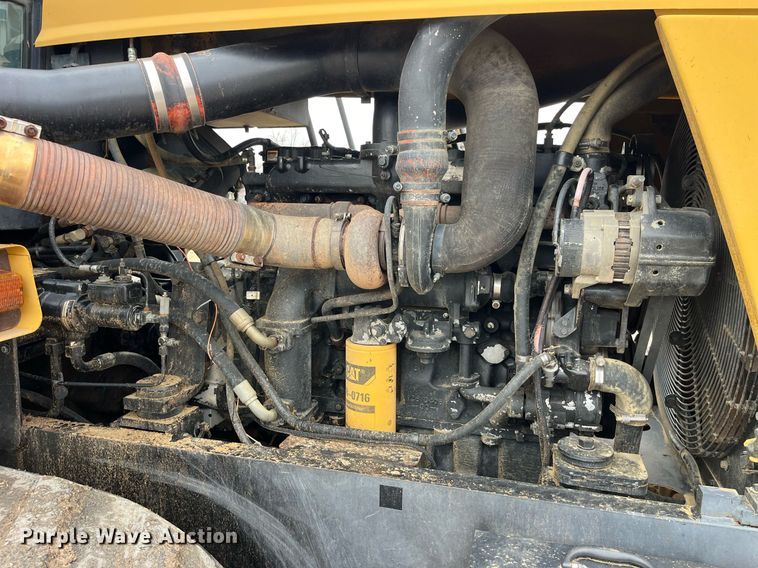 image for item DP2157 1997 Caterpillar Challenger 75D  tractor
