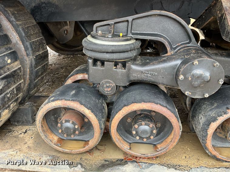 image for item DP2157 1997 Caterpillar Challenger 75D  tractor