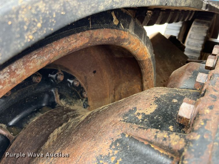 image for item DP2157 1997 Caterpillar Challenger 75D  tractor