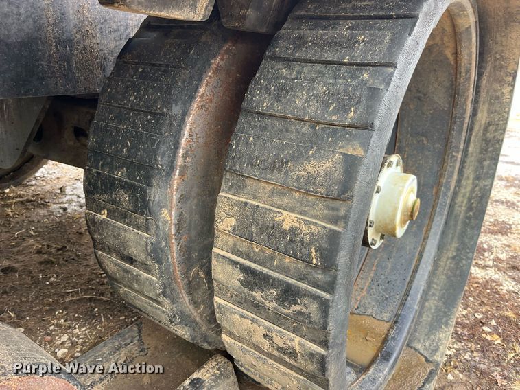 image for item DP2157 1997 Caterpillar Challenger 75D  tractor