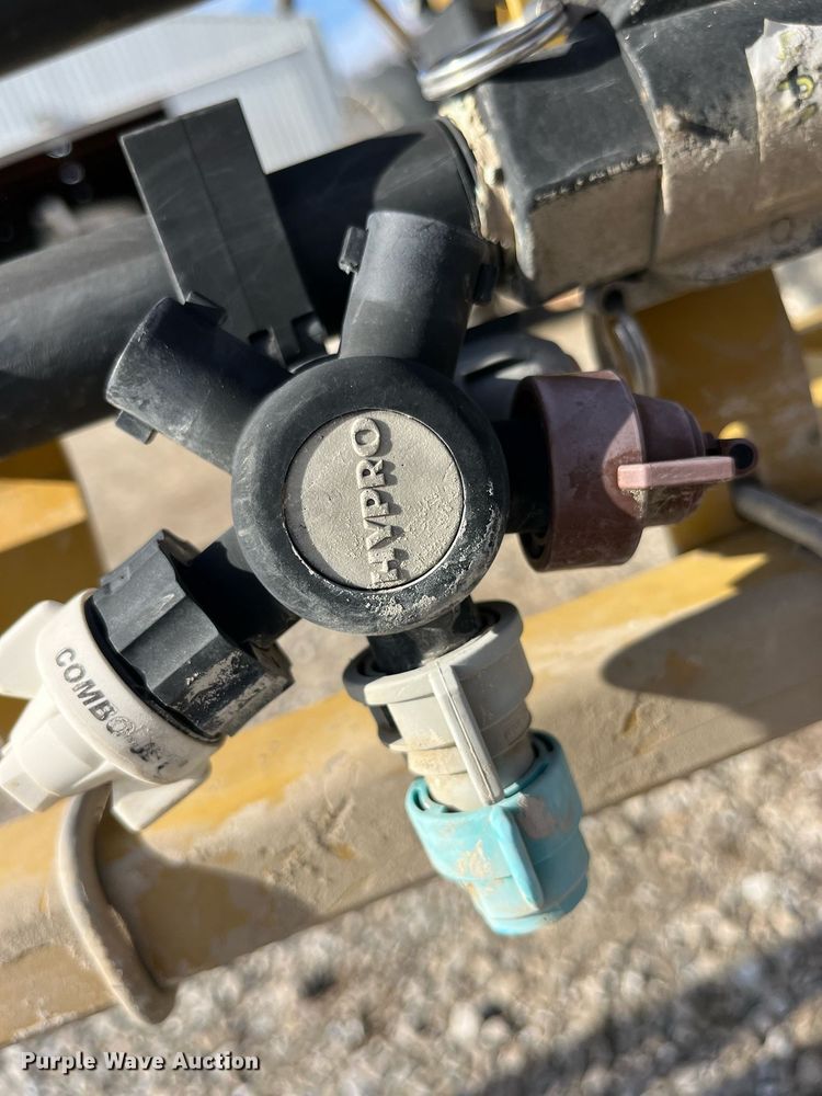 image for item DP2166 2009 RoGator SSc 1084  sprayer