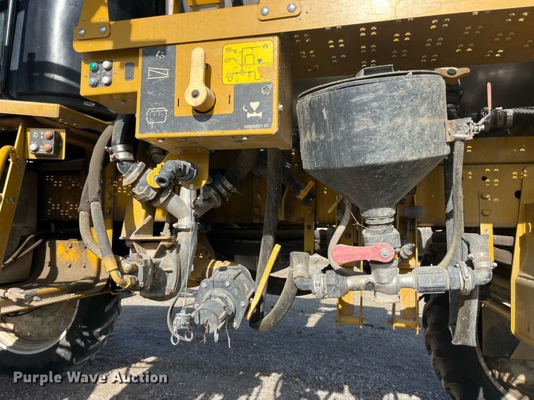 image for item DP2166 2009 RoGator SSc 1084  sprayer