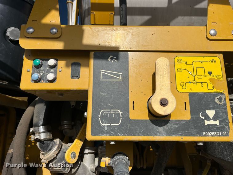 image for item DP2166 2009 RoGator SSc 1084  sprayer