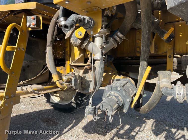 image for item DP2166 2009 RoGator SSc 1084  sprayer