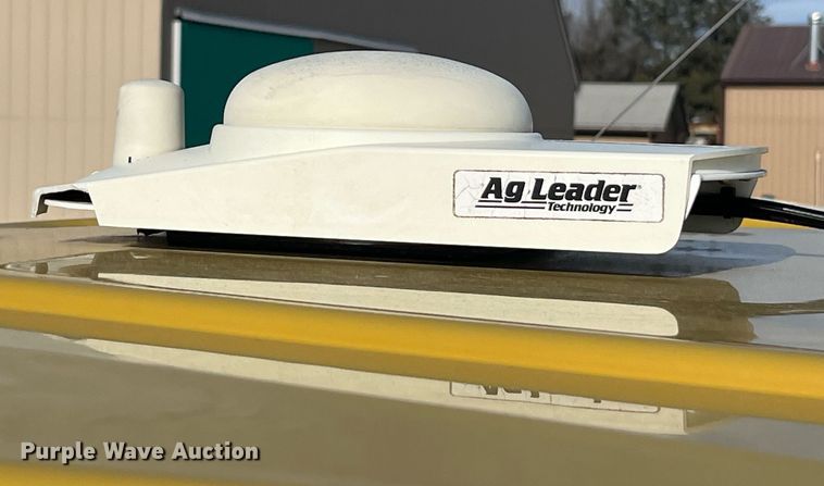 image for item DP2166 2009 RoGator SSc 1084  sprayer