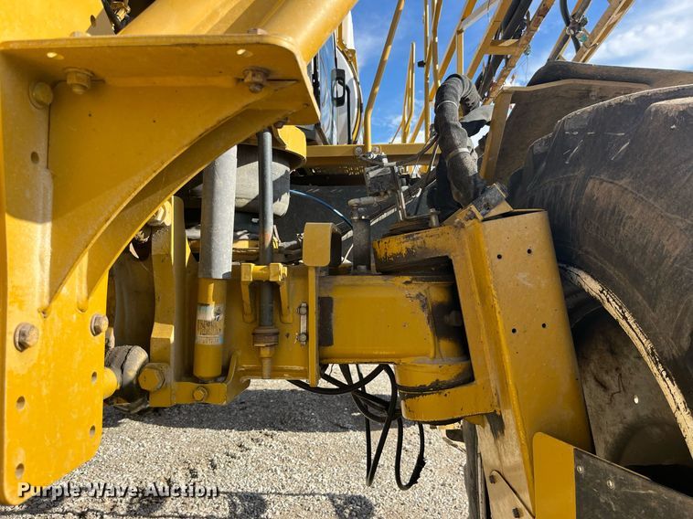 image for item DP2166 2009 RoGator SSc 1084  sprayer