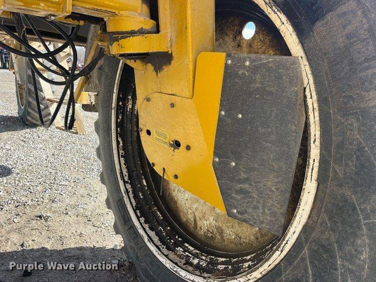 image for item DP2166 2009 RoGator SSc 1084  sprayer