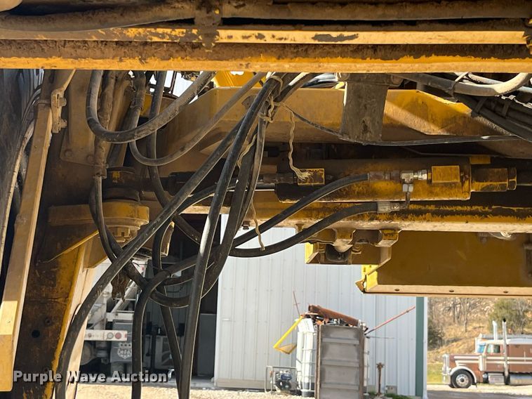 image for item DP2166 2009 RoGator SSc 1084  sprayer