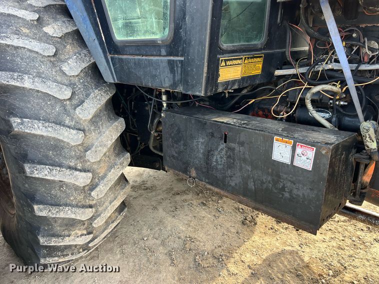 image for item DP2172 Case 3594  MFWD tractor