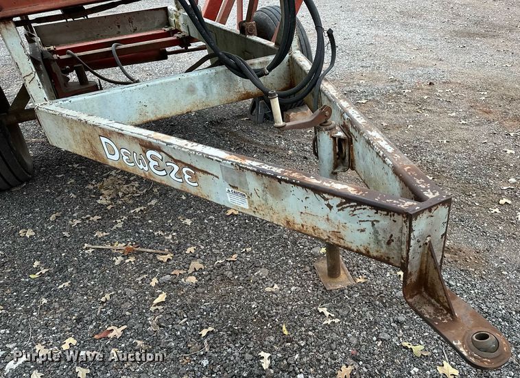 image for item DP3268 DewEze Super Slicer  bale processor