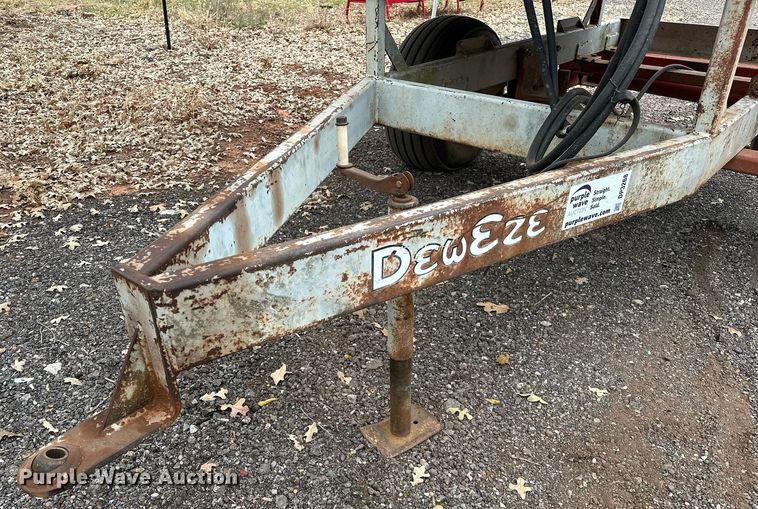 image for item DP3268 DewEze Super Slicer  bale processor