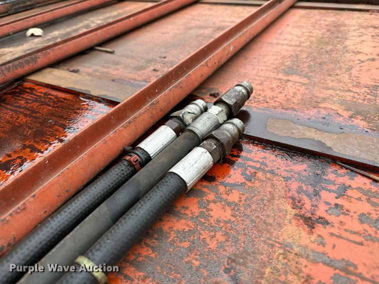 image for item DP3268 DewEze Super Slicer  bale processor