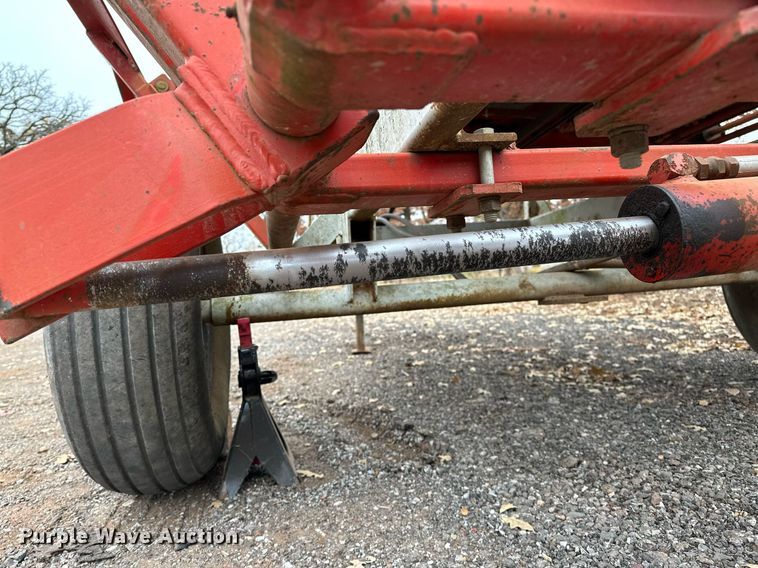 image for item DP3268 DewEze Super Slicer  bale processor