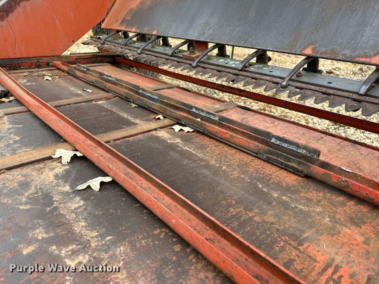 image for item DP3268 DewEze Super Slicer  bale processor