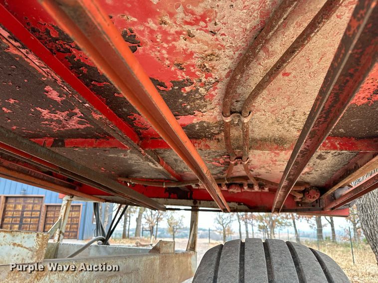 image for item DP3268 DewEze Super Slicer  bale processor