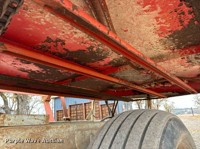 image for item DP3268 DewEze Super Slicer  bale processor