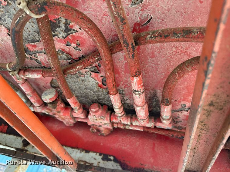 image for item DP3268 DewEze Super Slicer  bale processor