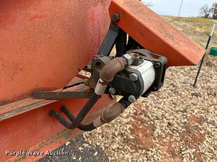 image for item DP3268 DewEze Super Slicer  bale processor