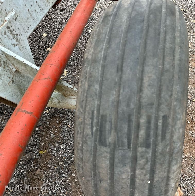 image for item DP3268 DewEze Super Slicer  bale processor