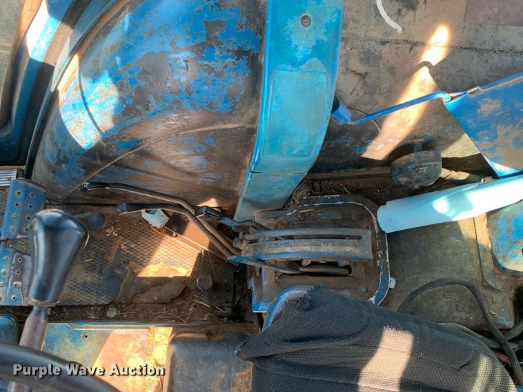 image for item DP8766 1988 Ford 6610  tractor